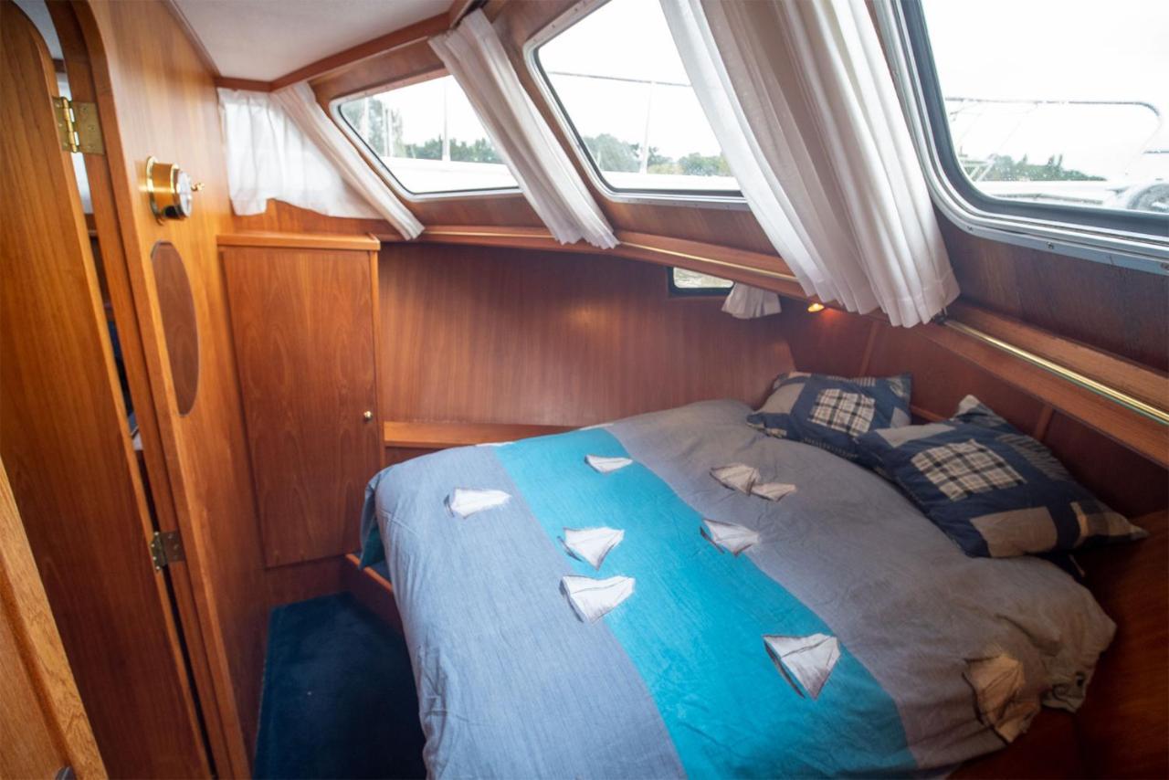 Hotel Vedette Hollandaise De 13 M Pour Sejour Insolite Nivillac Exterior foto